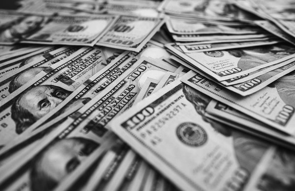 Les enchères immobilières en ligne : Avantages et inconvénients